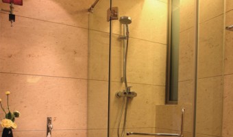 News-JIEBAO HARDWARE-Shower room hardware plays a big role